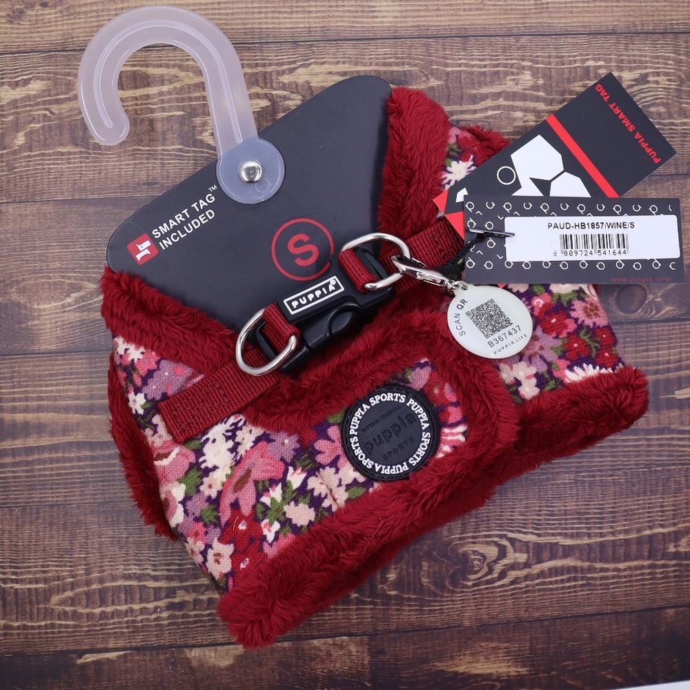 Puppia Gianni Harness Vest with Smart Tag Included in Wine Floral NWT